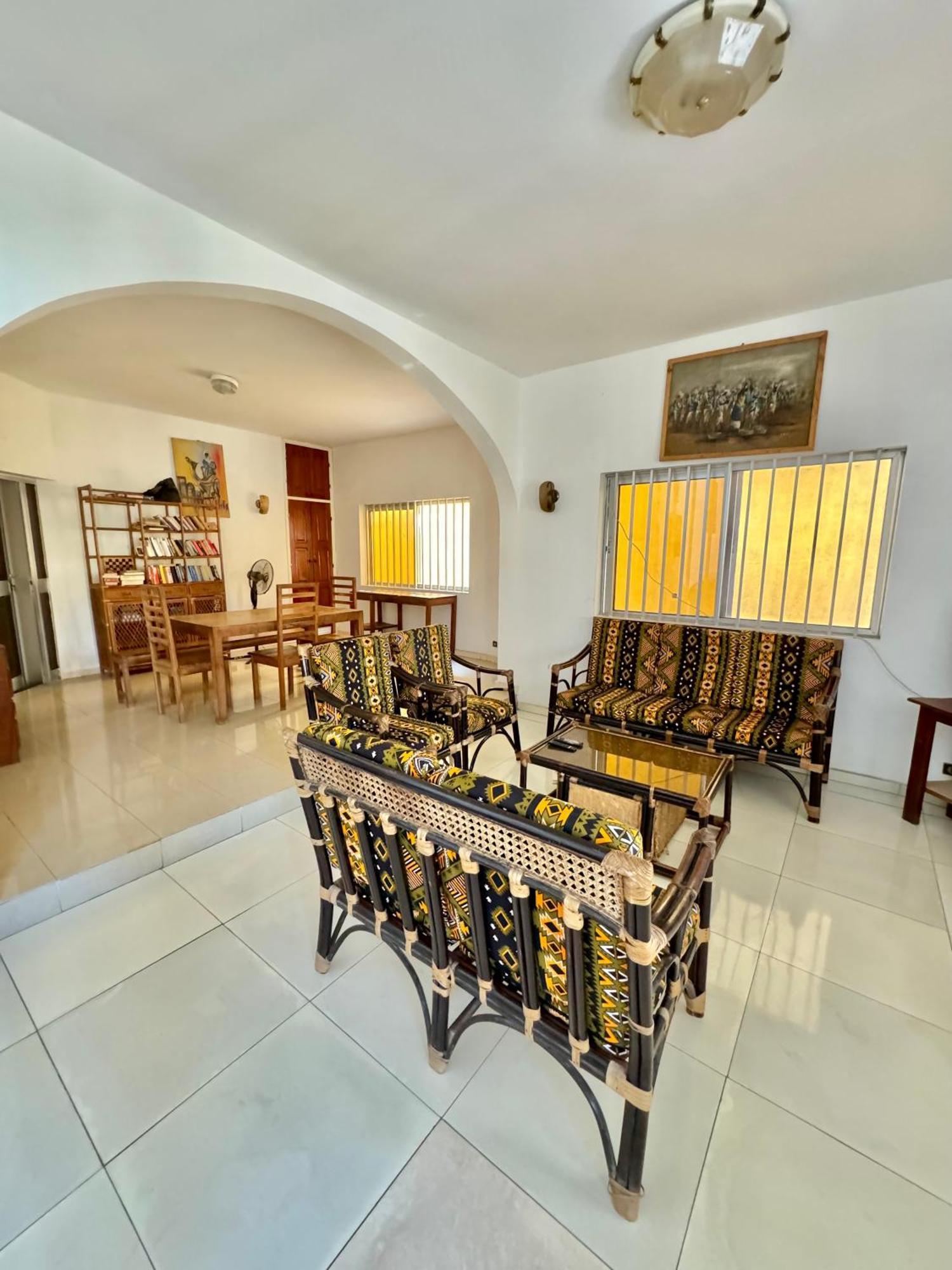 Guesthouse Cocotiers Cotonou Exteriör bild